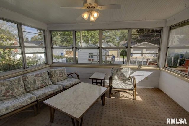 2723 Arlington Avenue, Davenport, IA 52803