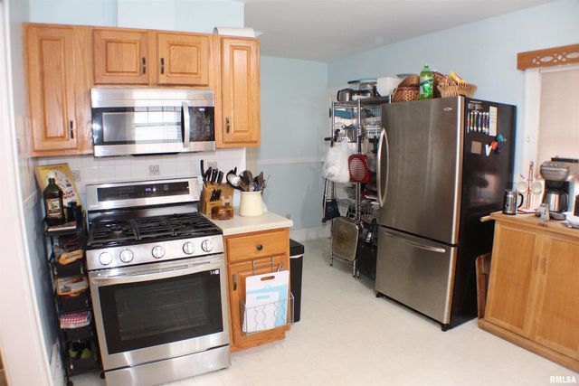 2723 Arlington Avenue, Davenport, IA 52803