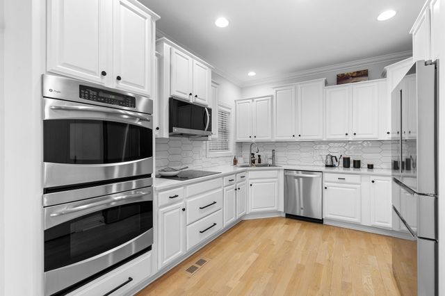 128 Brilliantine Cir, Franklin, TN 37064