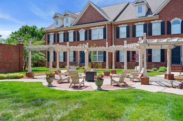 128 Brilliantine Cir, Franklin, TN 37064