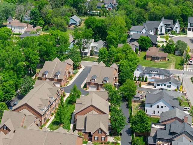 128 Brilliantine Cir, Franklin, TN 37064