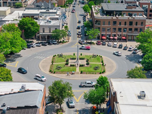 128 Brilliantine Cir, Franklin, TN 37064