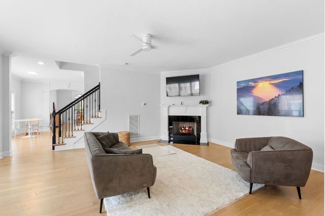 128 Brilliantine Cir, Franklin, TN 37064