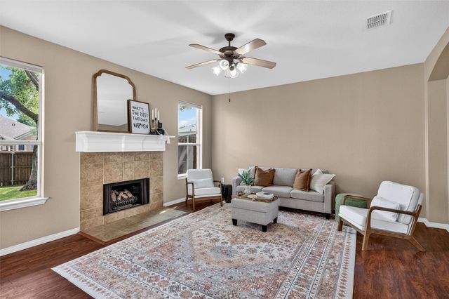 812 Cascades Drive, Allen, TX 75002