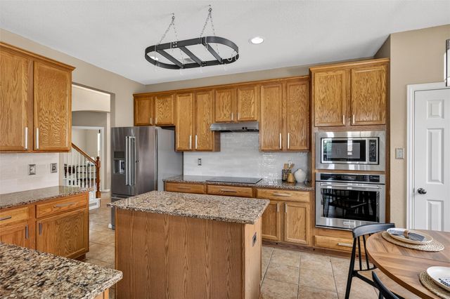 812 Cascades Drive, Allen, TX 75002