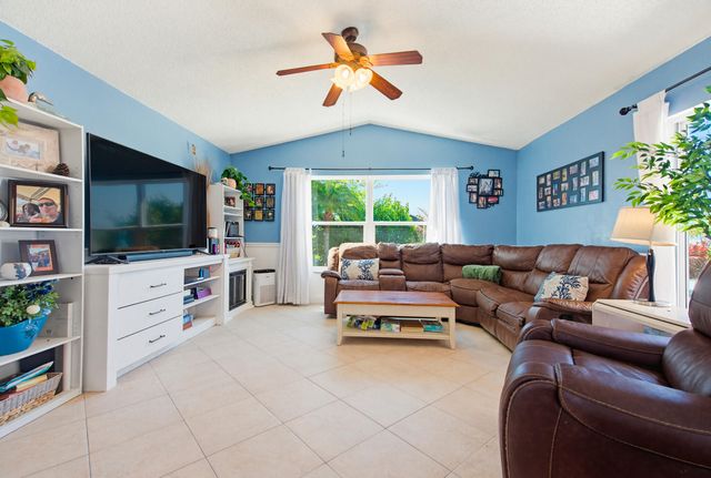 6463 Terra Rosa Circle, Boynton Beach, FL 33472