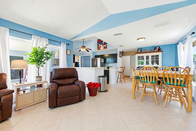 6463 Terra Rosa Circle, Boynton Beach, FL 33472