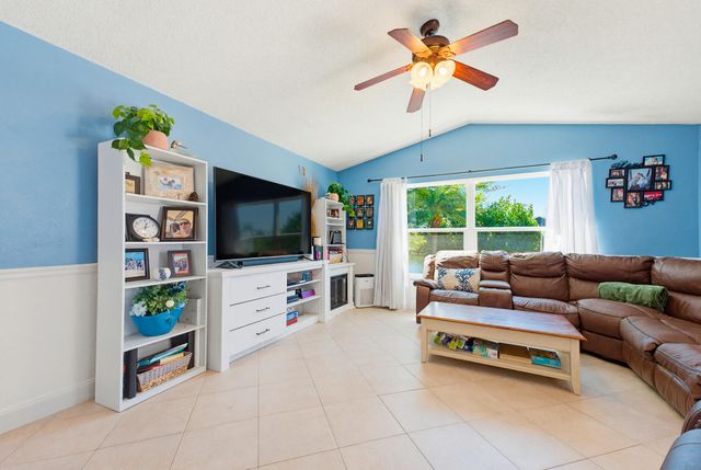 6463 Terra Rosa Circle, Boynton Beach, FL 33472