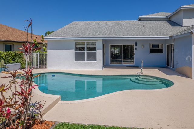 6463 Terra Rosa Circle, Boynton Beach, FL 33472