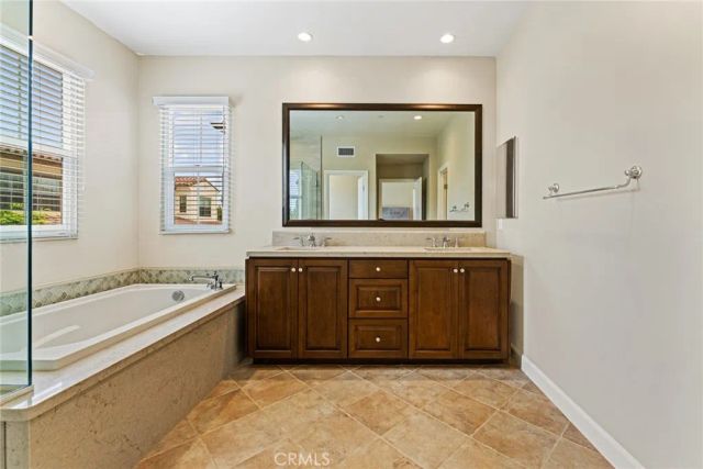 126 Baja, Irvine, CA 92620
