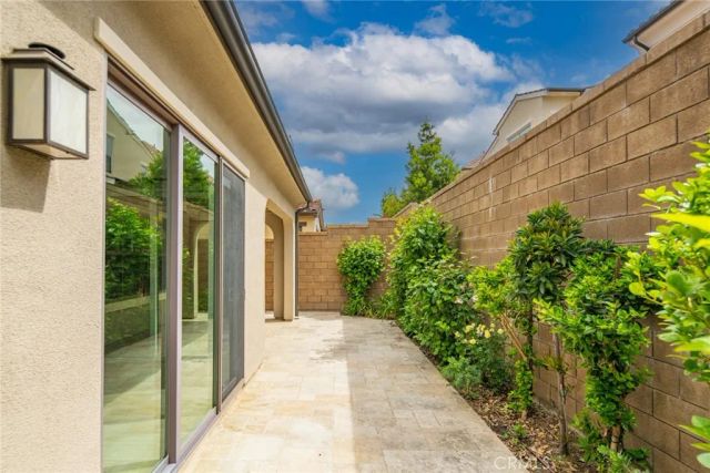 126 Baja, Irvine, CA 92620