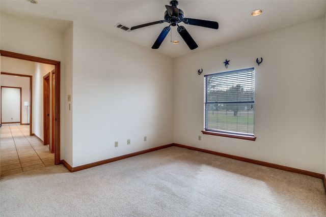 330 Deer Track Road, Weatherford, TX 76085