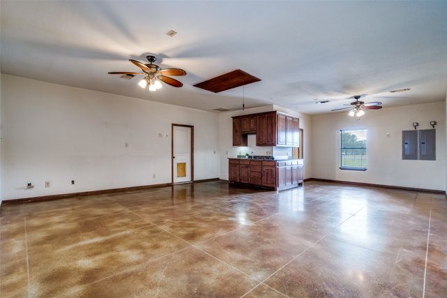 330 Deer Track Road, Weatherford, TX 76085