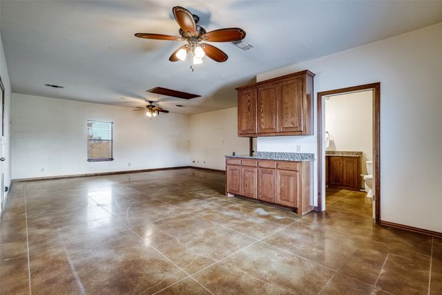 330 Deer Track Road, Weatherford, TX 76085