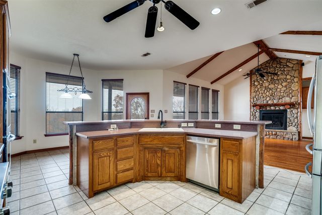 330 Deer Track Road, Weatherford, TX 76085