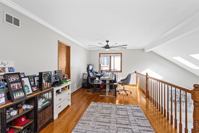 8208 W Park Avenue, Niles, IL 60714