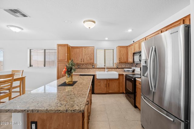 1773 E CARDINAL Drive, Casa Grande, AZ 85122