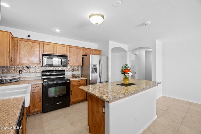 1773 E CARDINAL Drive, Casa Grande, AZ 85122