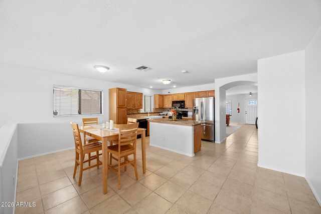 1773 E CARDINAL Drive, Casa Grande, AZ 85122
