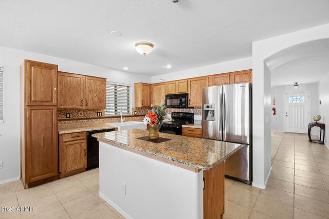 1773 E CARDINAL Drive, Casa Grande, AZ 85122