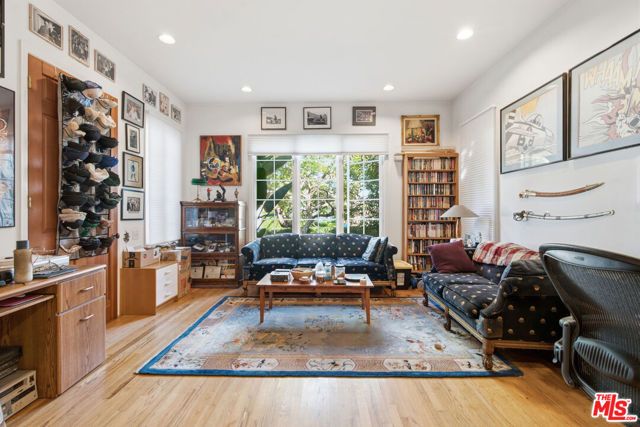 815 Georgina Avenue, Santa Monica, CA 90402