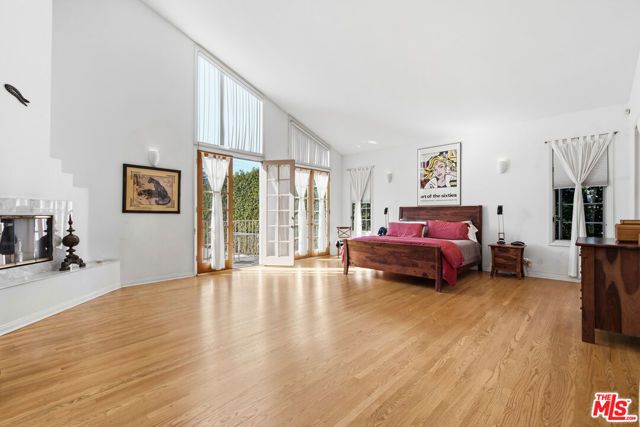 815 Georgina Avenue, Santa Monica, CA 90402