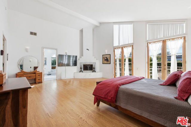 815 Georgina Avenue, Santa Monica, CA 90402