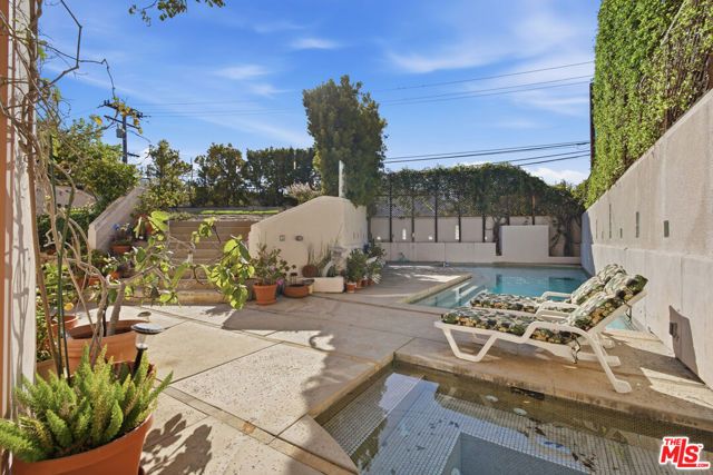 815 Georgina Avenue, Santa Monica, CA 90402