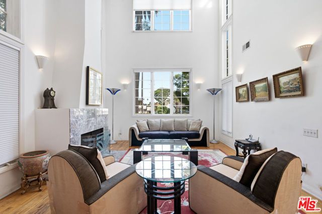 815 Georgina Avenue, Santa Monica, CA 90402