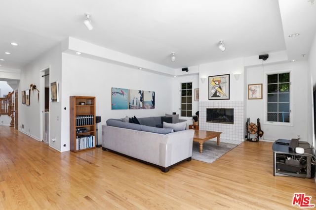 815 Georgina Avenue, Santa Monica, CA 90402