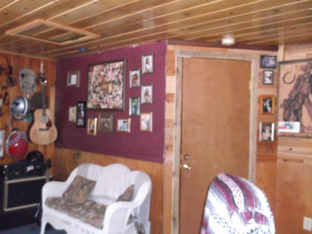 992 Lake Drive, Harrison, MI 48625