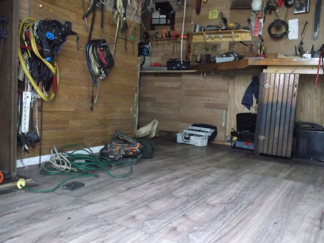 992 Lake Drive, Harrison, MI 48625