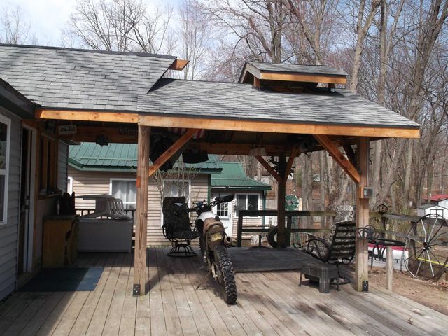 992 Lake Drive, Harrison, MI 48625