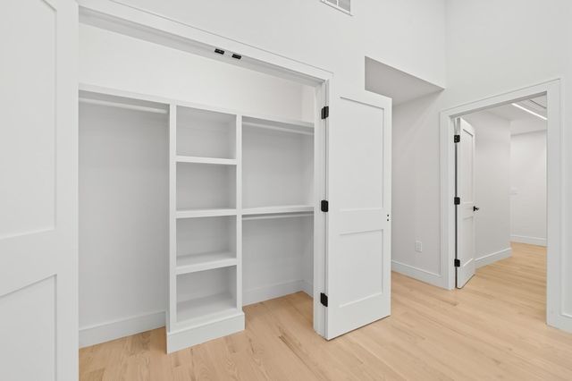 863 Main St, Reading, MA 01867