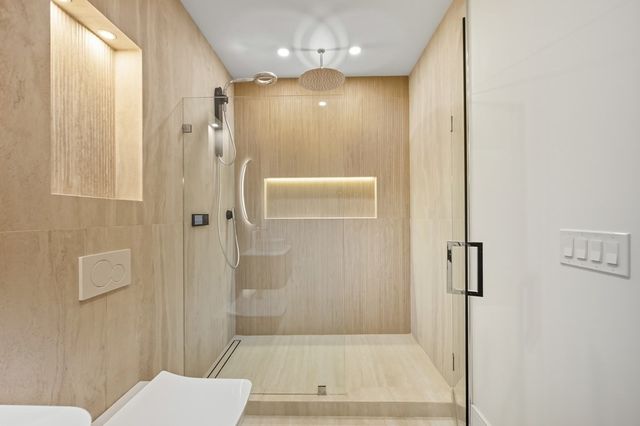 863 Main St, Reading, MA 01867