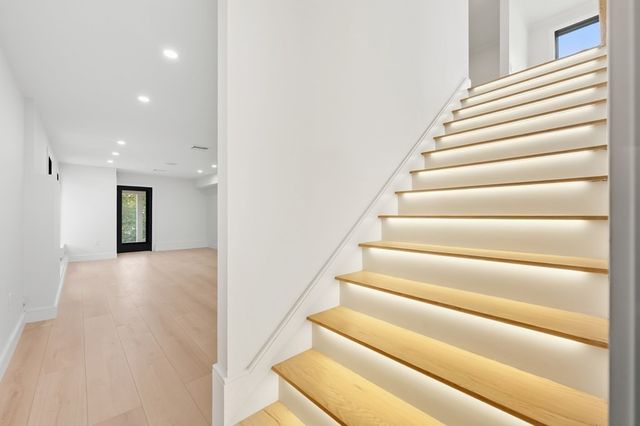 863 Main St, Reading, MA 01867