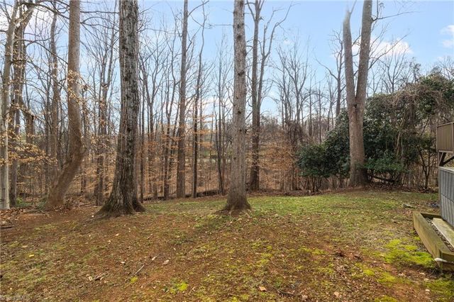 9 Dunnberry Court, Greensboro, NC 27455