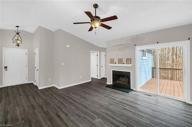 9 Dunnberry Court, Greensboro, NC 27455