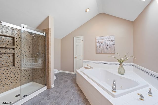 13 Matrick Ct, Hillsborough Twp., NJ 08844