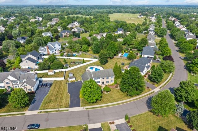 13 Matrick Ct, Hillsborough Twp., NJ 08844