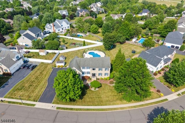 13 Matrick Ct, Hillsborough Twp., NJ 08844