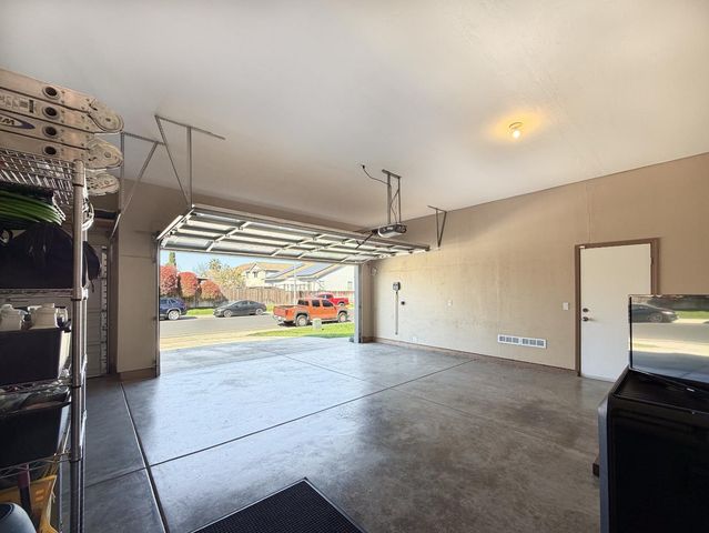 4730 Haven Pl, Stockton, CA 95206