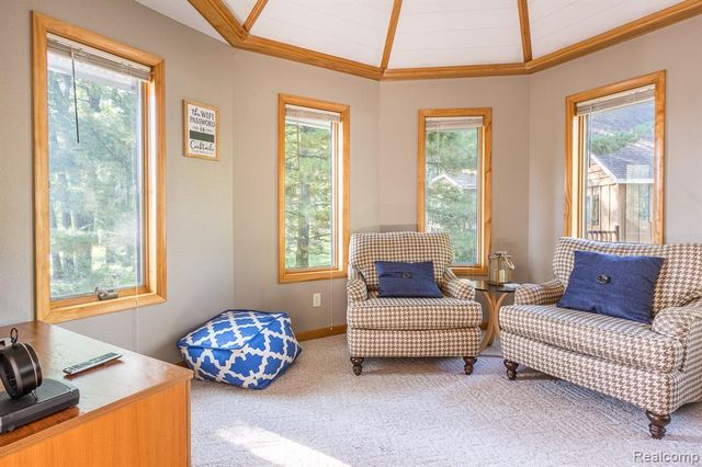 4649 Queens Way, Gladwin, MI 48624