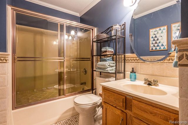 4649 Queens Way, Gladwin, MI 48624