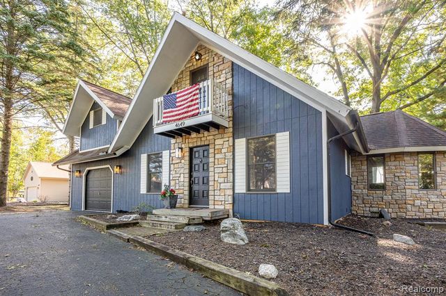 4649 Queens Way, Gladwin, MI 48624