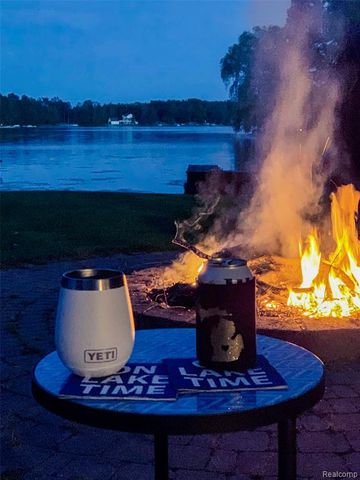 4649 Queens Way, Gladwin, MI 48624