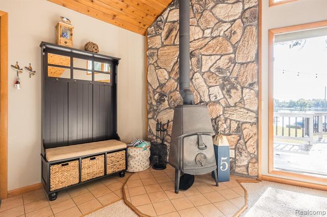 4649 Queens Way, Gladwin, MI 48624