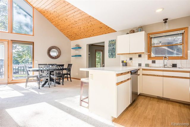 4649 Queens Way, Gladwin, MI 48624