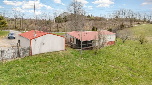360 N Middletown Road, Winchester, KY 40391