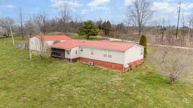 360 N Middletown Road, Winchester, KY 40391